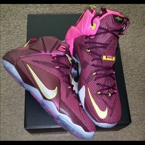 - Lebron Helix Lightly used